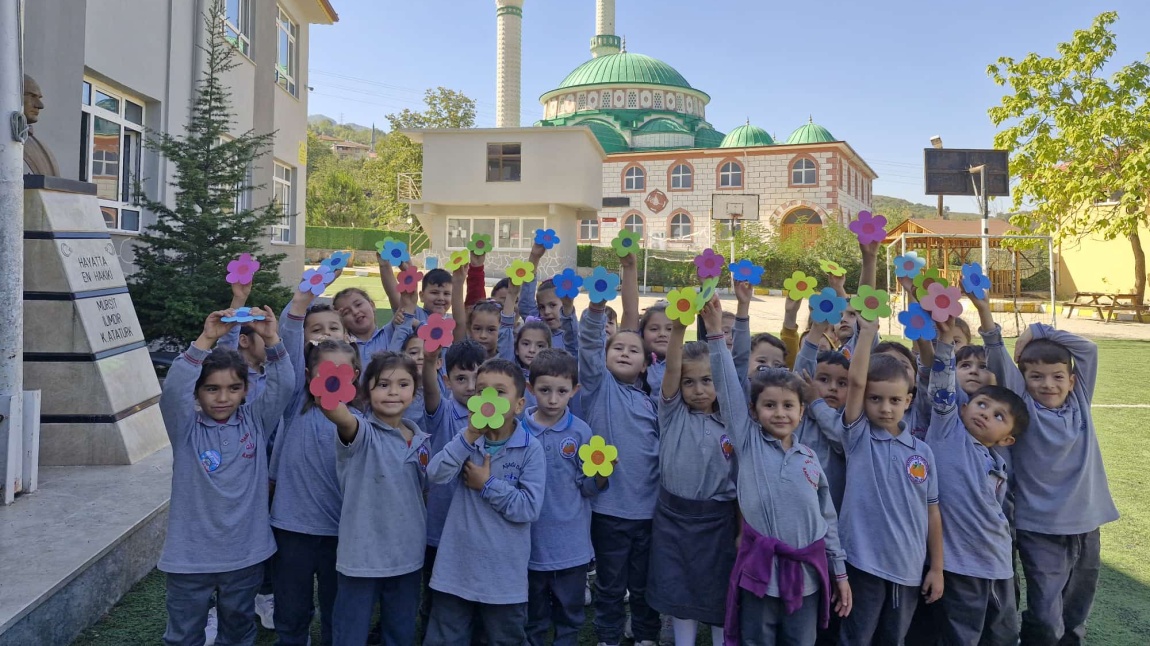 İLKÖĞRETİM HAFTASI BÜYÜK BİR ÇOŞKU İLE KUTLANDI